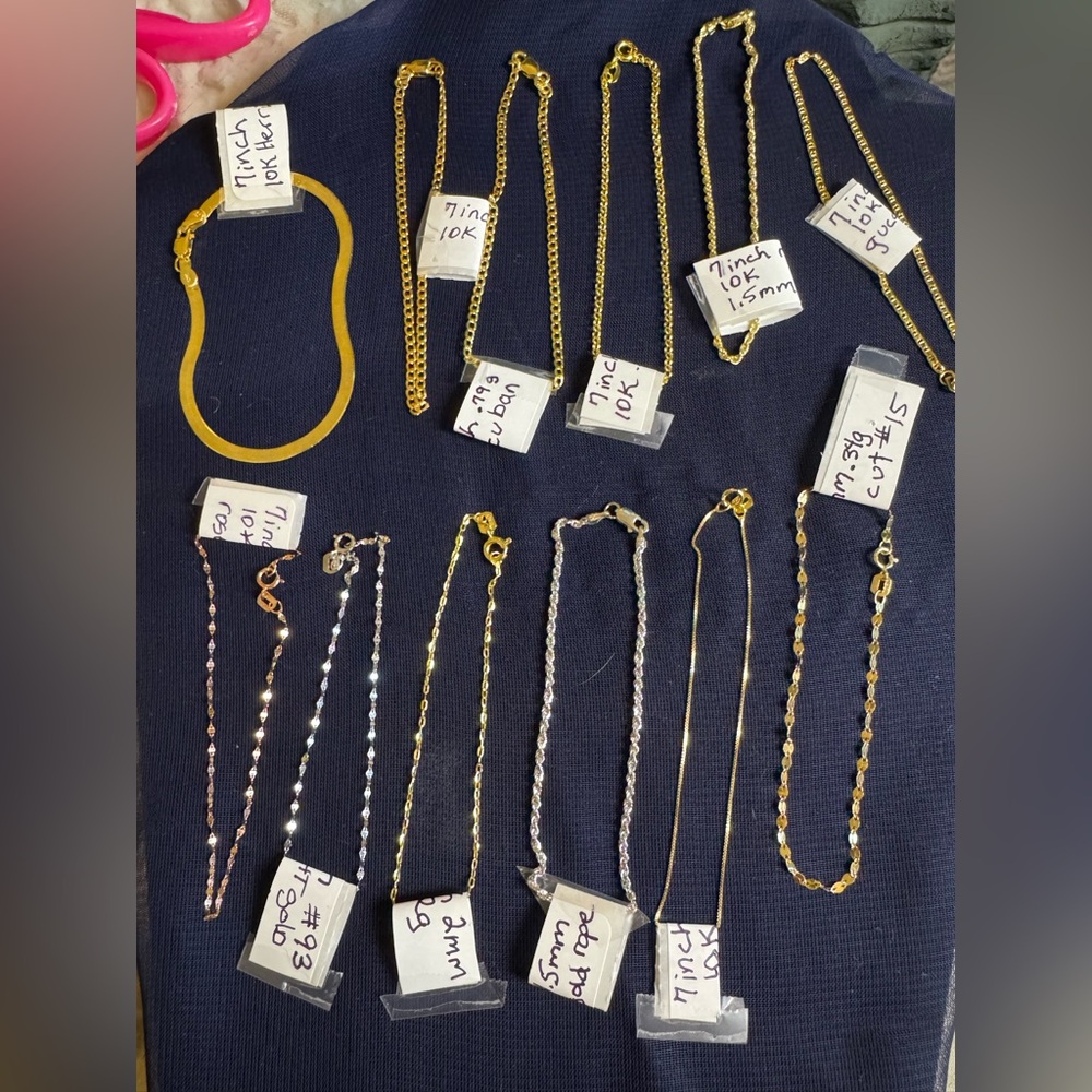 14k and 10k real gold Elegant Gold  Chain Bracelet 150$ each! 7 inch new!